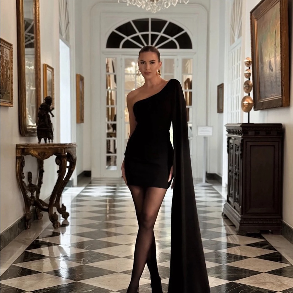 Solada One Shoulder Draped Mini Dress - Black